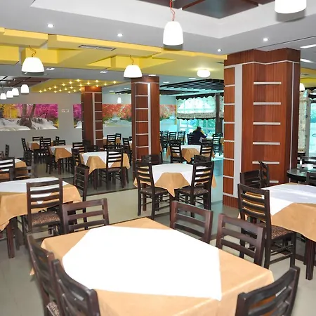 Hasmegaj Mahall' e Kryethuit