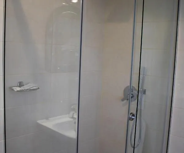 Hotel Hasmegaj Mahall' e Kryethuit