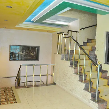 Hasmegaj Mahall' e Kryethuit