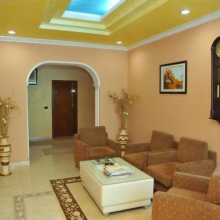 Hasmegaj Hotel Mahall' e Kryethuit