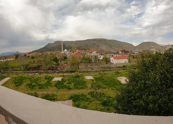 Hasmegaj Mahall' e Kryethuit